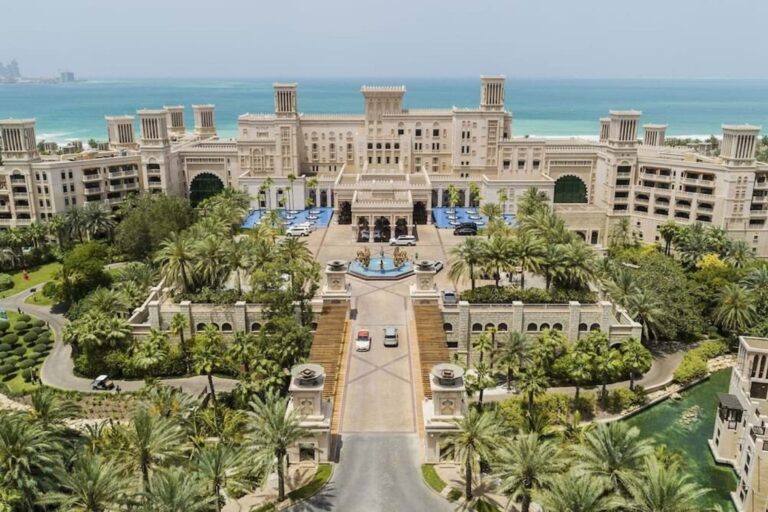 A drone view of Jumeirah Al Qasr