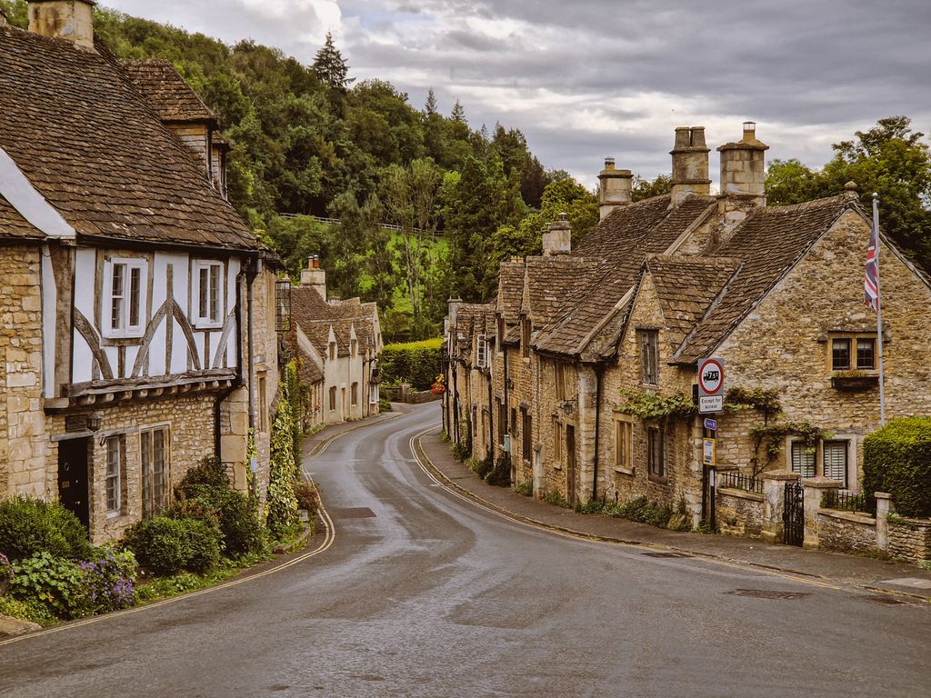 Discover the picturesque streets and medieval architecture of Castle Combe, a timeless English village.